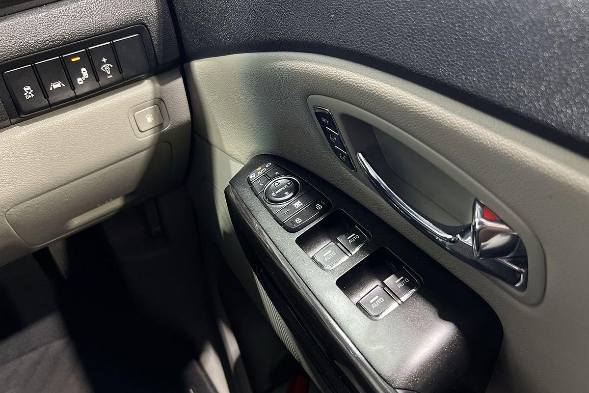2019 Kia Carnival Platinum YP