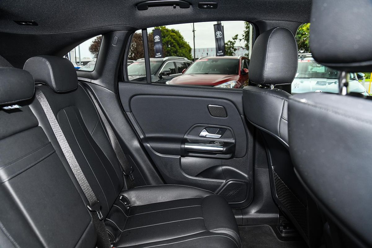 2022 Mercedes-Benz EQA EQA250 H243