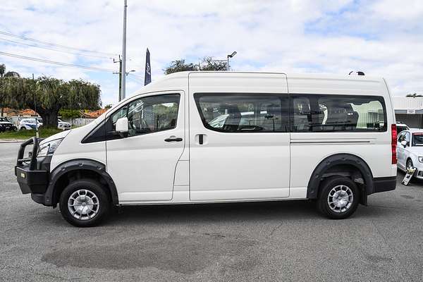 2022 Toyota Hiace Commuter GDH322R ELWB High Roof
