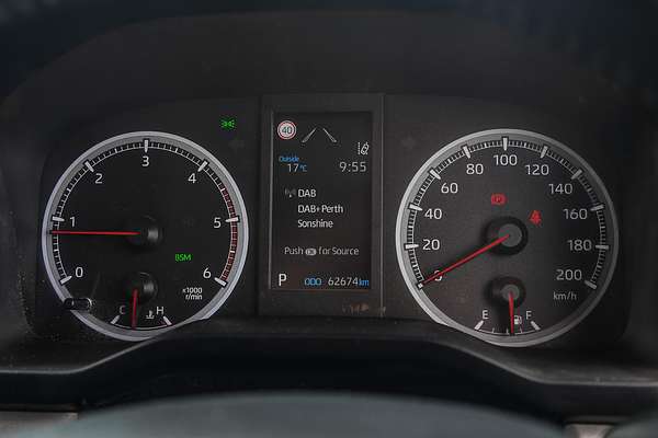 2022 Toyota Hiace Commuter GDH322R ELWB High Roof