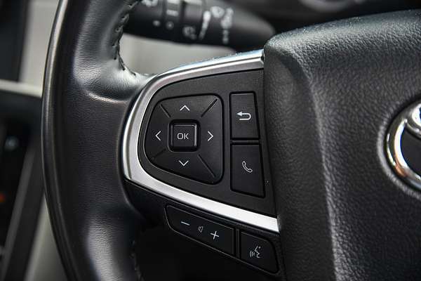 2022 Toyota Hiace Commuter GDH322R ELWB High Roof