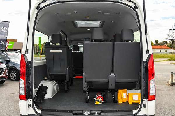 2022 Toyota Hiace Commuter GDH322R ELWB High Roof