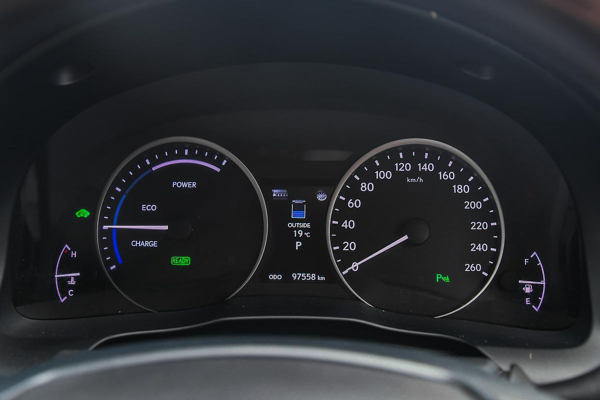 2014 Lexus ES ES300h Sports Luxury AVV60R