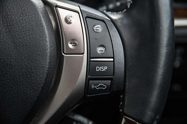 2014 Lexus ES ES300h Sports Luxury AVV60R