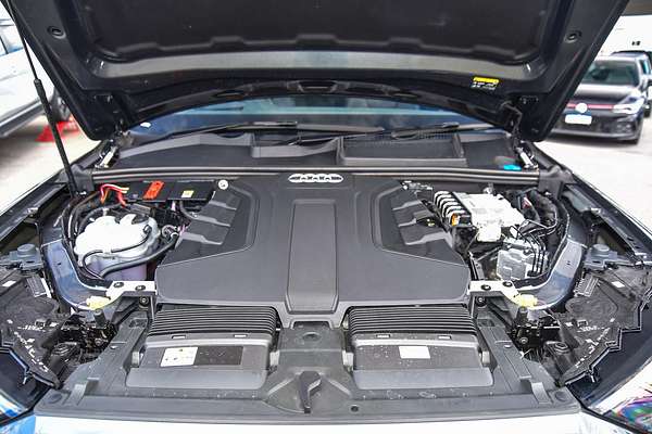 2023 Audi Q7 50 TDI S line 4M