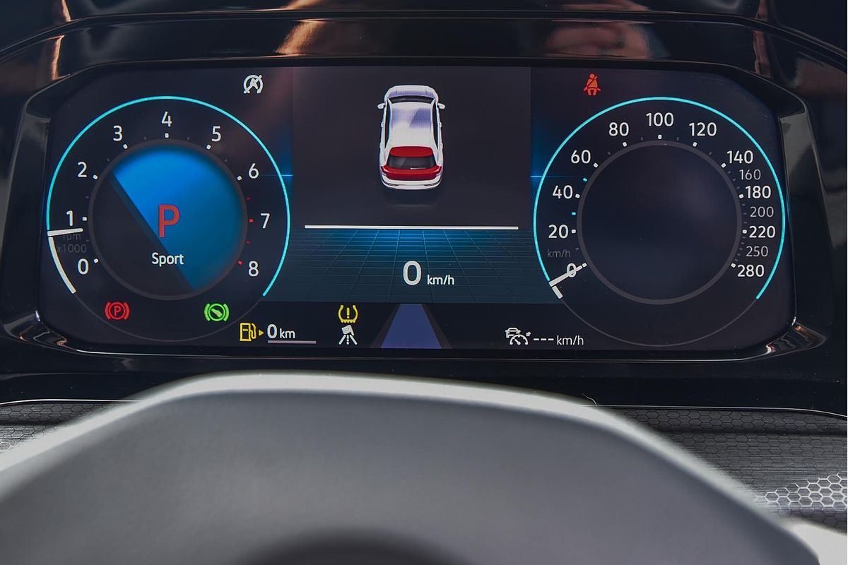 2022 Volkswagen Golf GTI 8