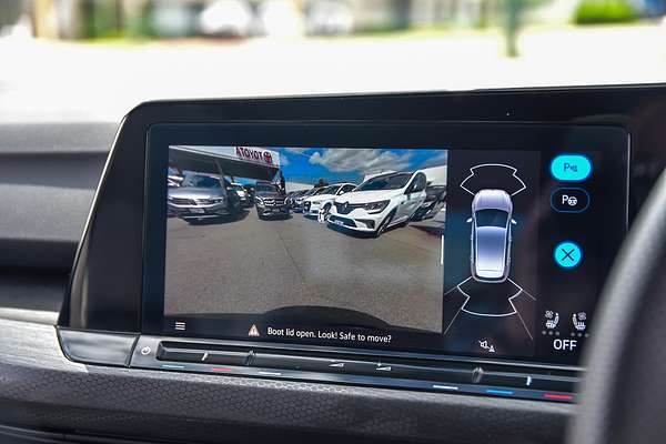 2022 Volkswagen Golf GTI 8