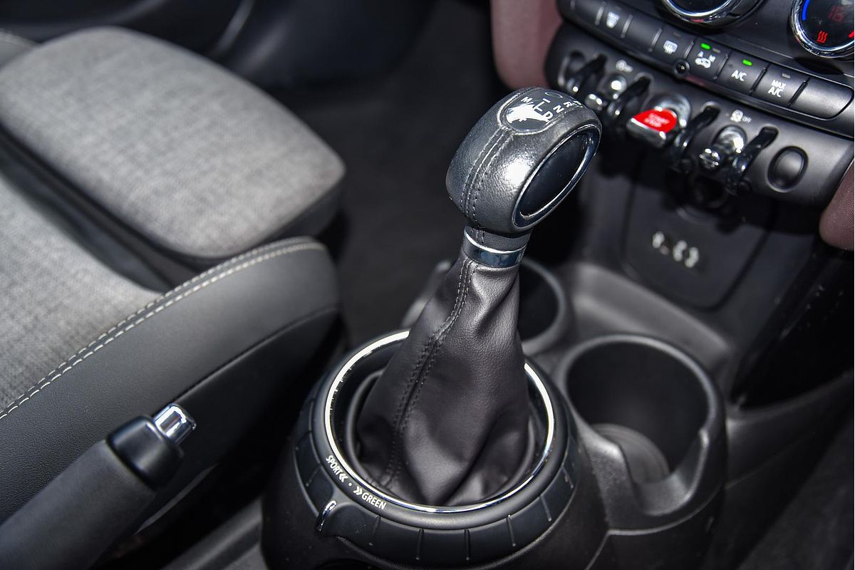 2015 MINI Hatch Cooper S F55