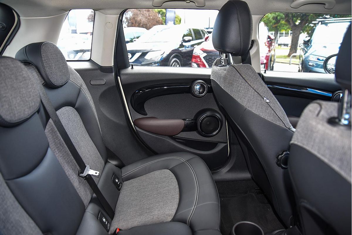 2015 MINI Hatch Cooper S F55