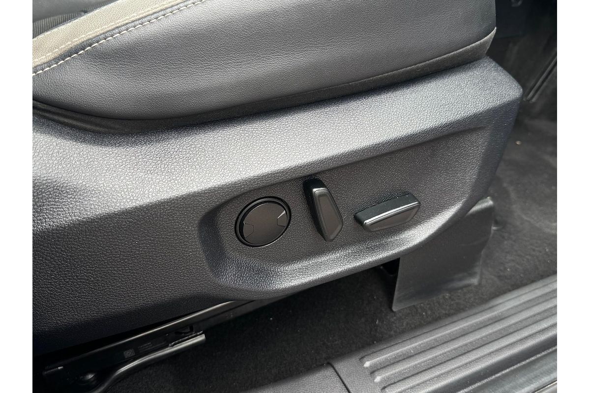 2024 Volkswagen Amarok TDI600 Style NF 4X4