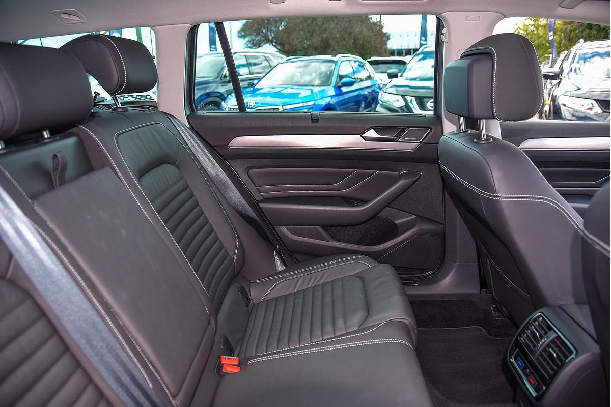 2021 Volkswagen Passat Alltrack 162TSI Premium B8