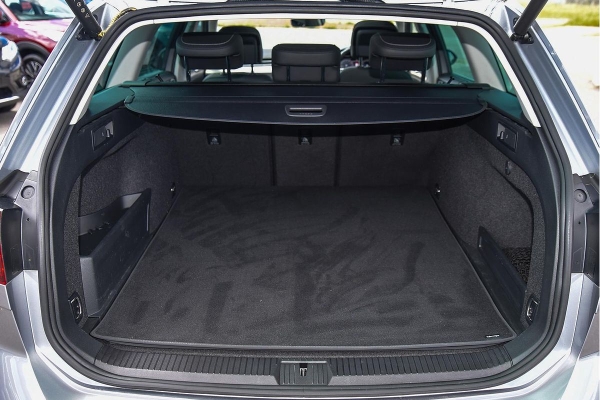 2021 Volkswagen Passat Alltrack 162TSI Premium B8