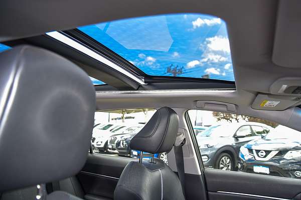 2021 Toyota Camry SL AXVH70R