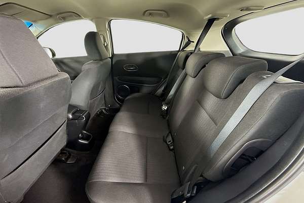 2016 Honda HR-V VTi-S
