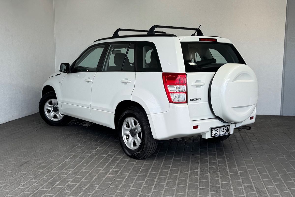 2013 Suzuki Grand Vitara Urban JB