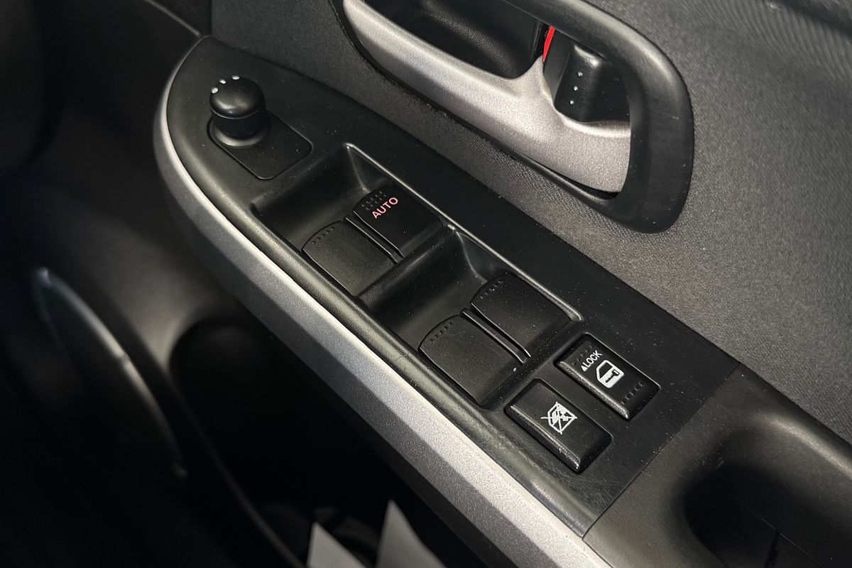 2013 Suzuki Grand Vitara Urban JB