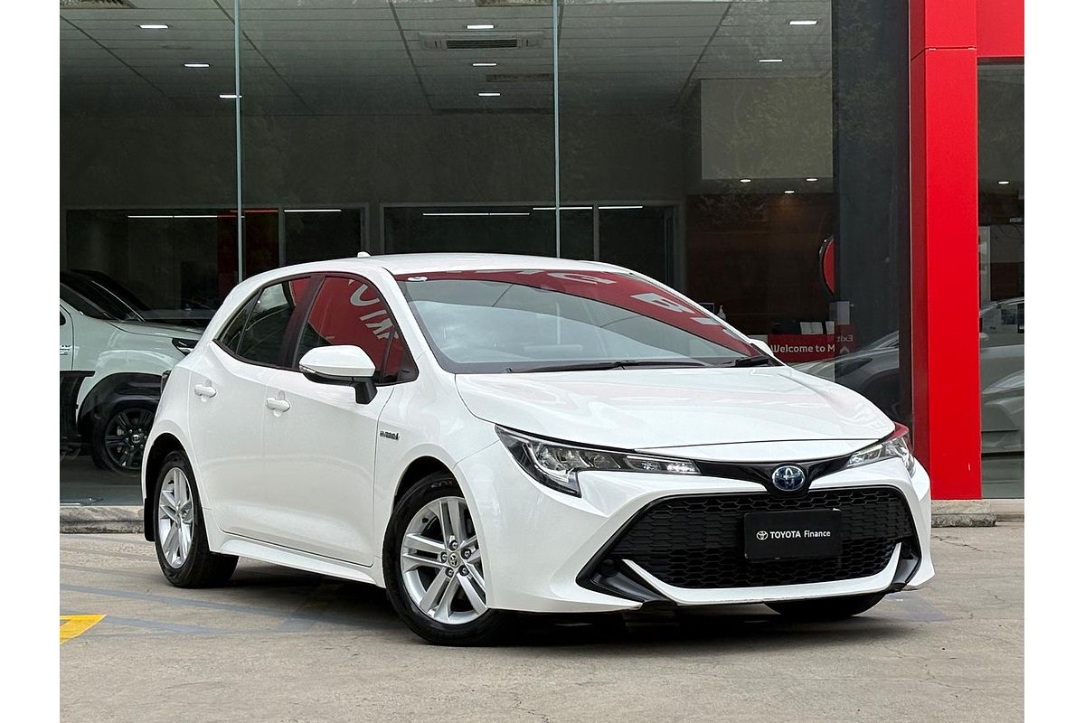 2018 Toyota Corolla Ascent Sport Hybrid ZWE211R
