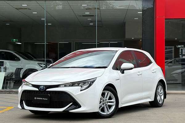 2018 Toyota Corolla Ascent Sport Hybrid ZWE211R