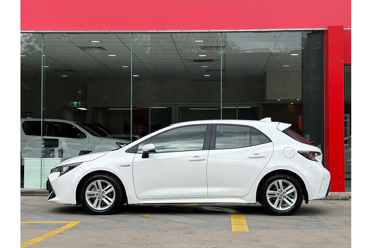 2018 Toyota Corolla Ascent Sport Hybrid ZWE211R