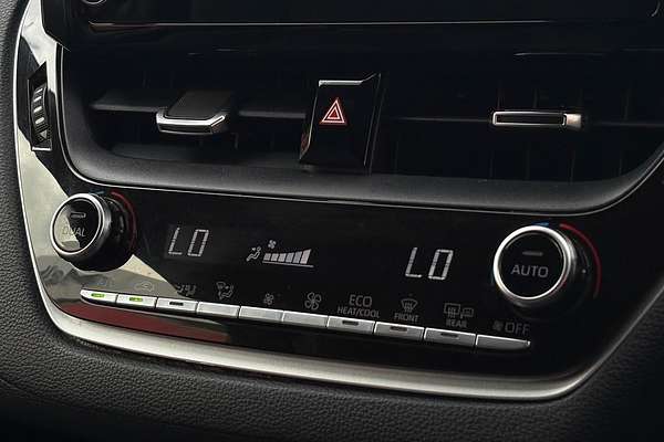 2018 Toyota Corolla Ascent Sport Hybrid ZWE211R