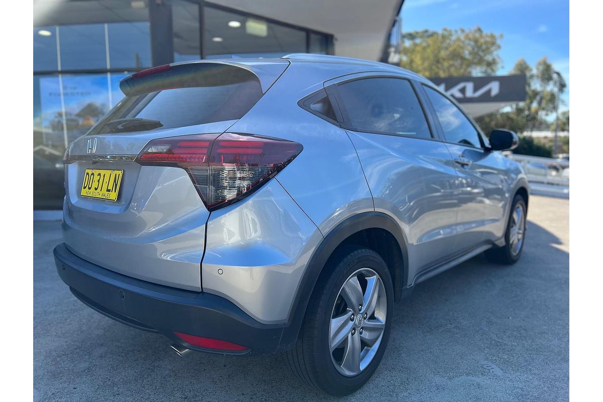 2019 Honda HR-V VTi-S