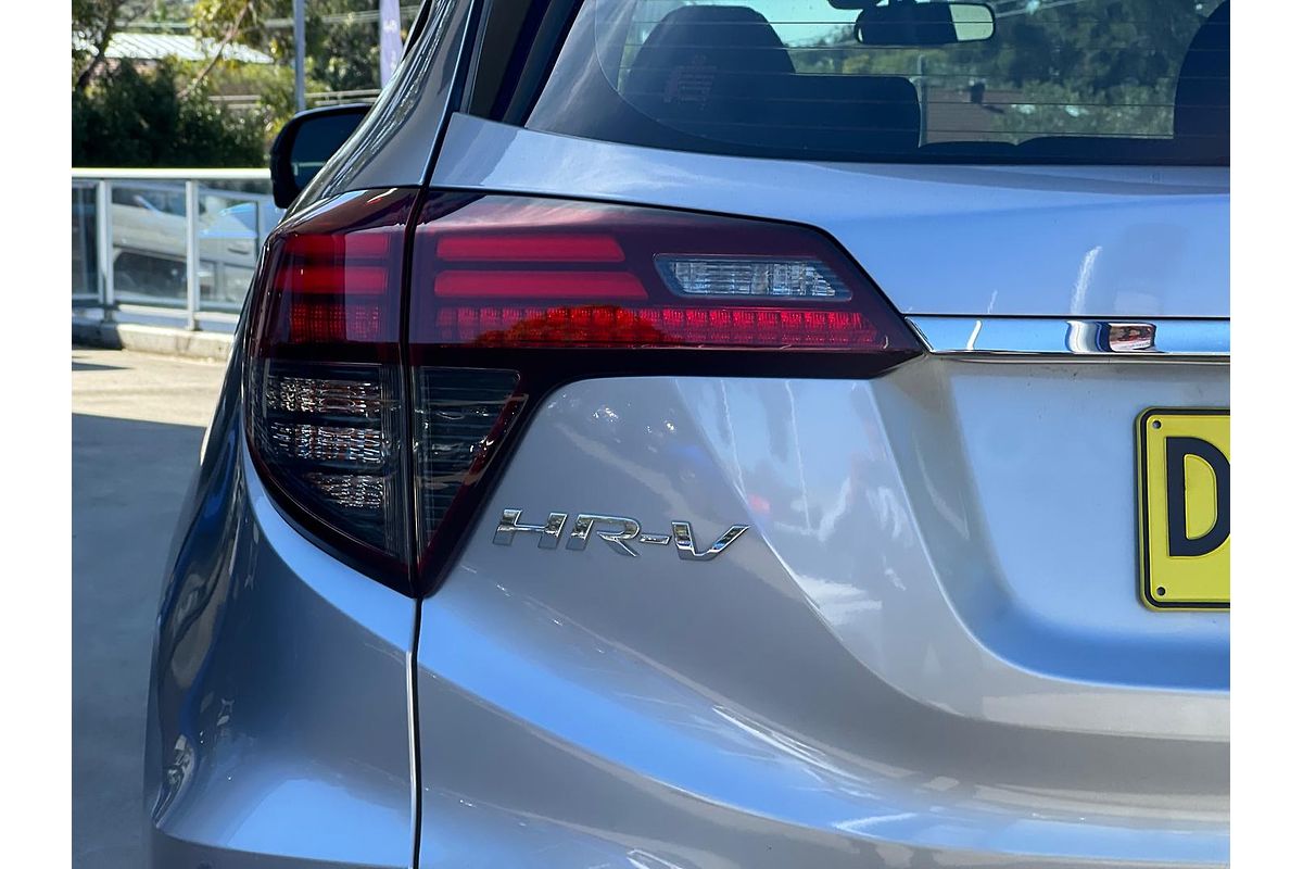 2019 Honda HR-V VTi-S
