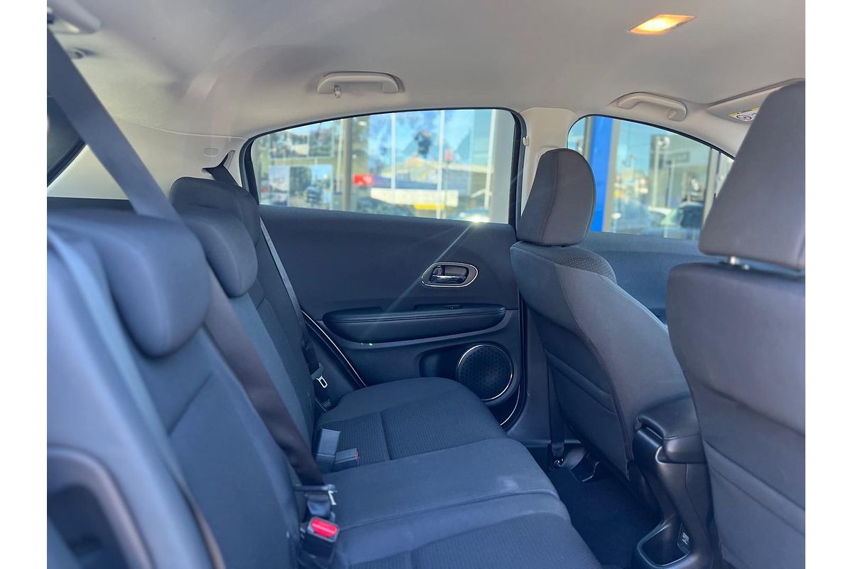 2019 Honda HR-V VTi-S