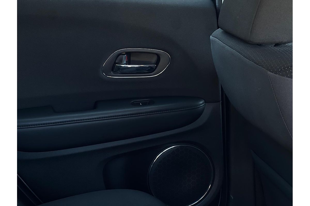 2019 Honda HR-V VTi-S