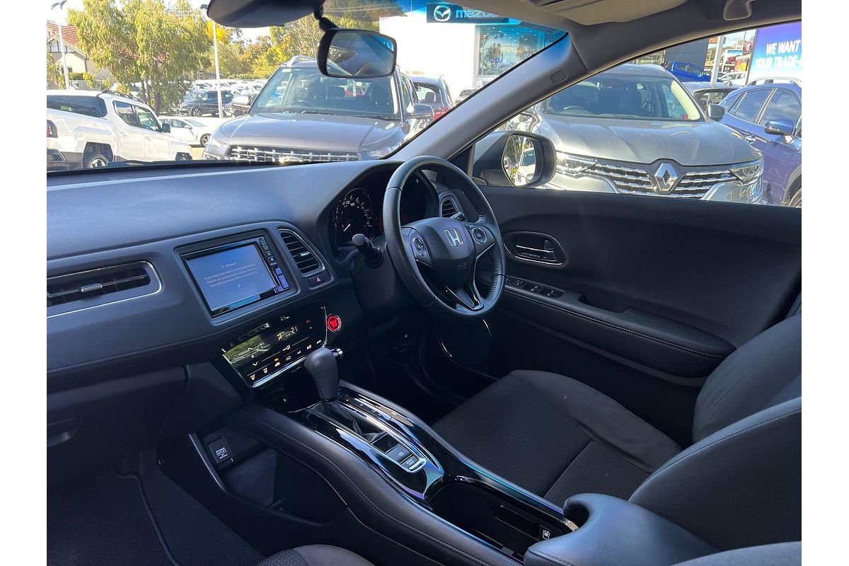 2019 Honda HR-V VTi-S