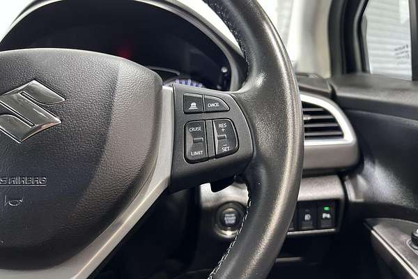 2023 Suzuki S-Cross GL+ JYB