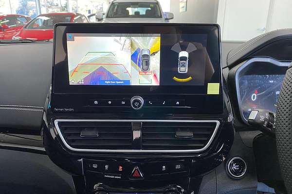 2025 Mahindra XUV3XO AX7L