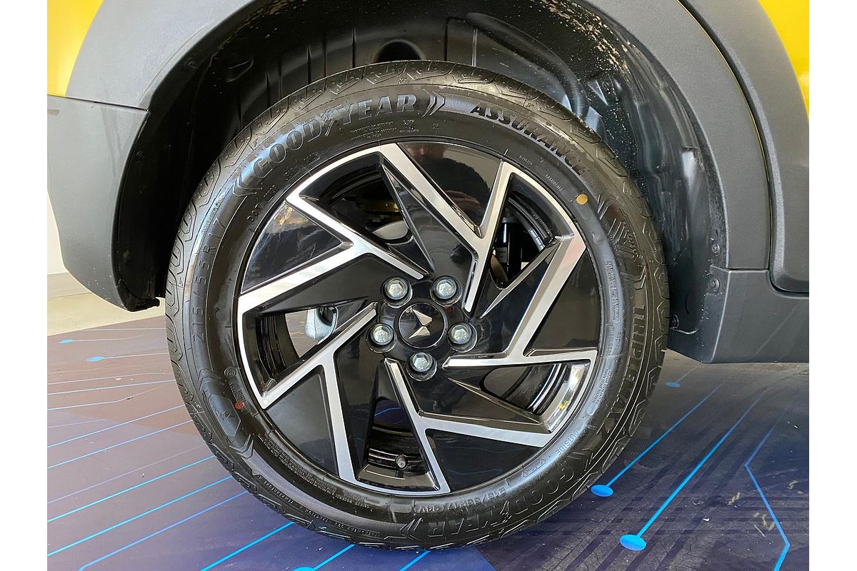 2025 Mahindra XUV3XO AX7L