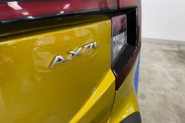 2025 Mahindra XUV3XO AX7L