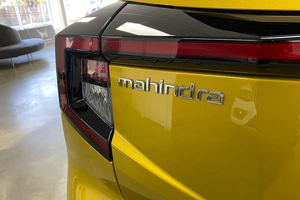 2025 Mahindra XUV3XO AX7L