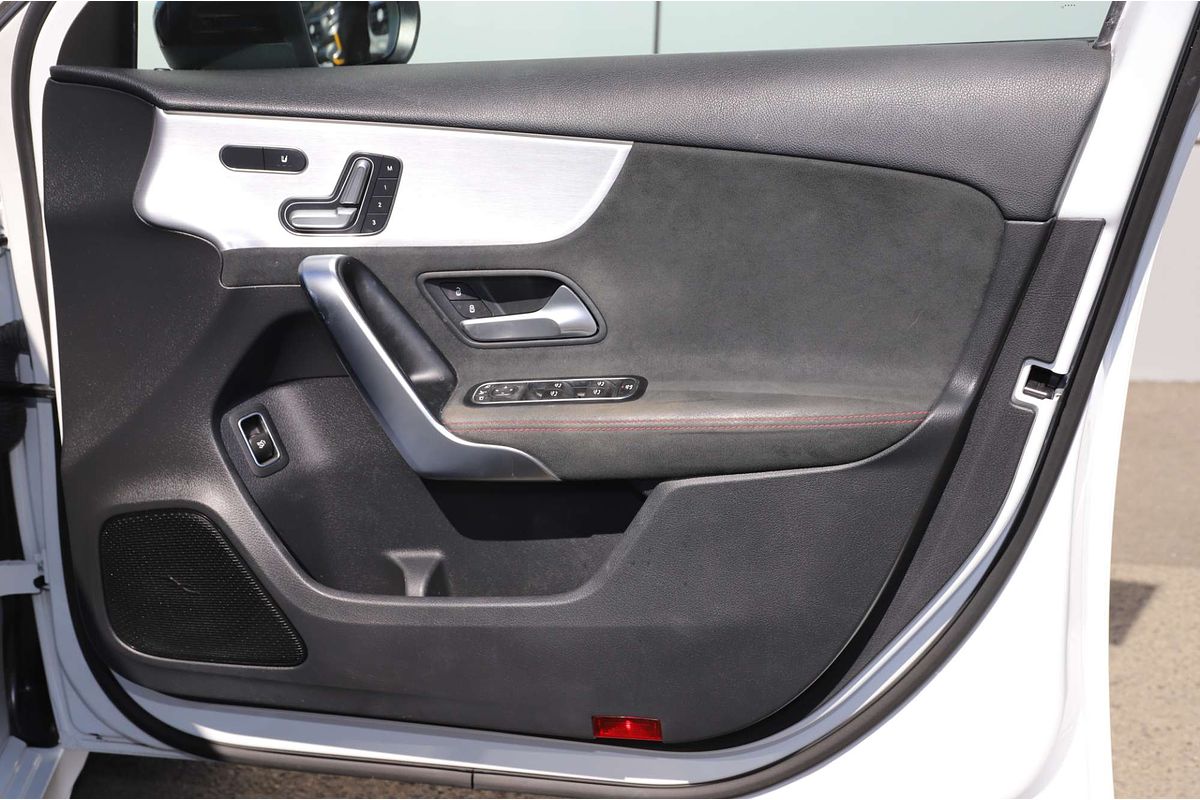 2021 Mercedes-Benz A-Class A250 V177