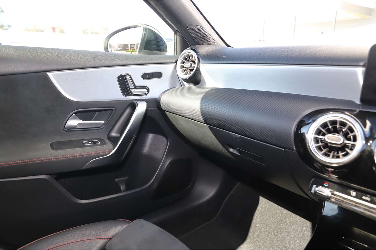 2021 Mercedes-Benz A-Class A250 V177