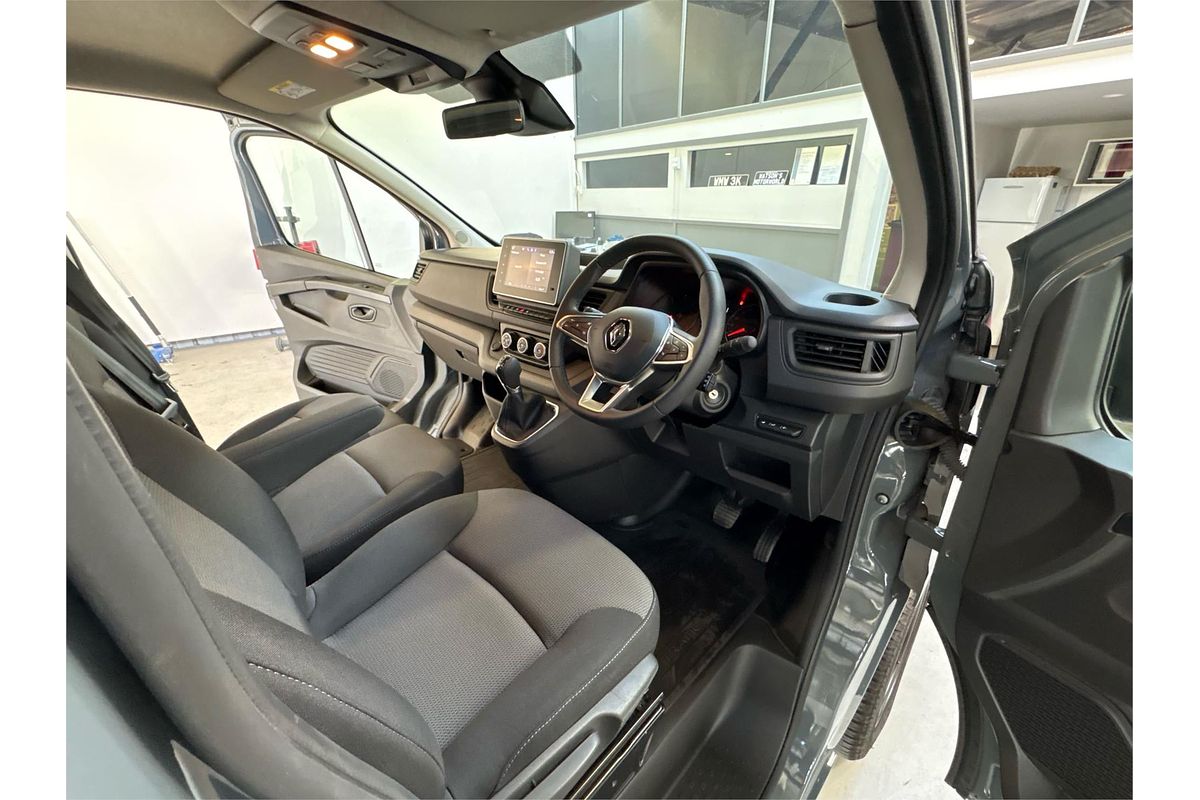 2023 Renault Trafic Pro X82 SWB Low Roof