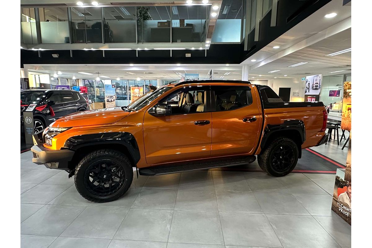 2025 Mitsubishi Triton GSR MV 4X4