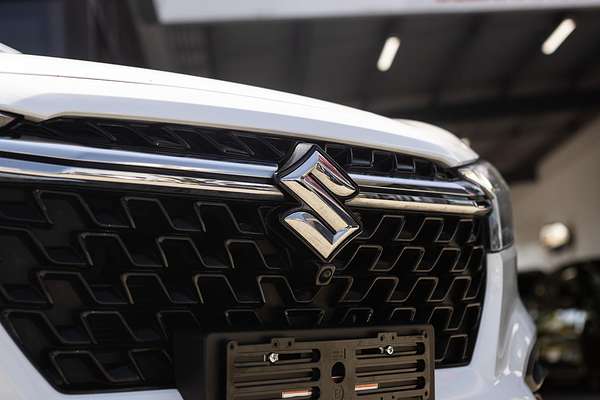 2024 Suzuki S-Cross ALLGRIP Prestige JYB