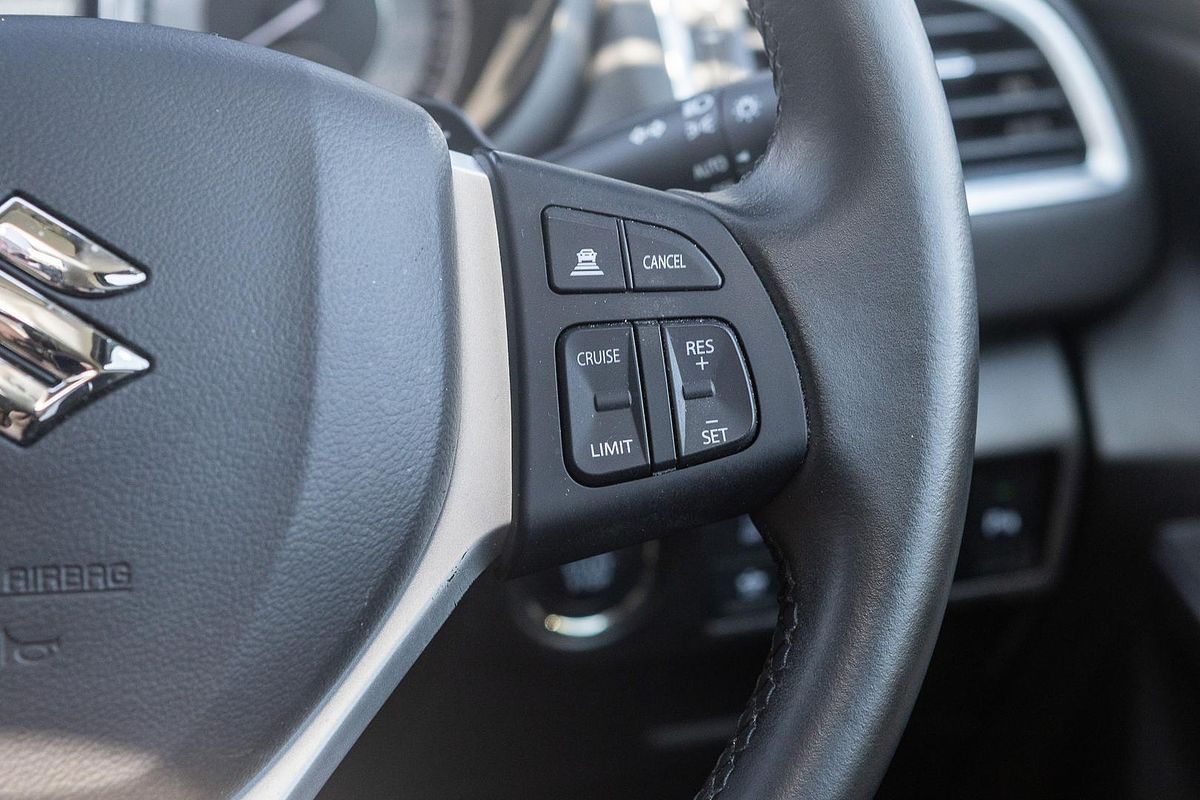 2024 Suzuki S-Cross ALLGRIP Prestige JYB