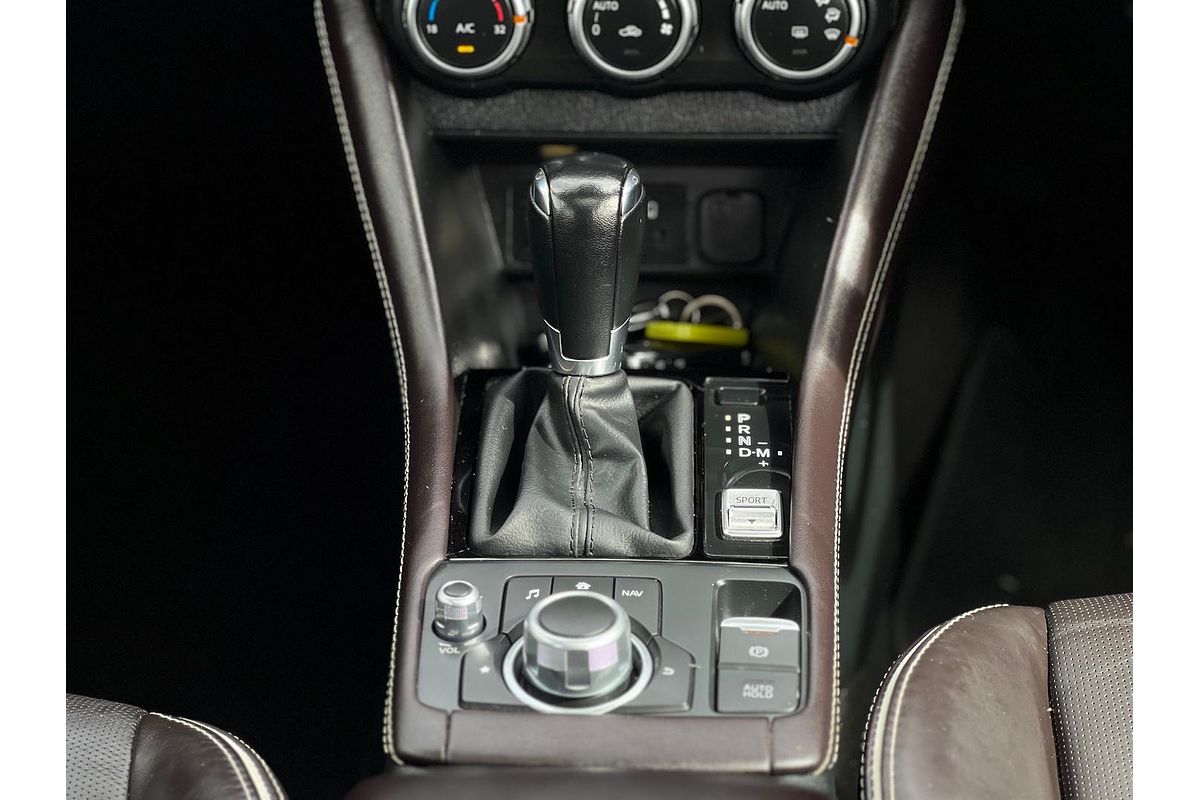 2022 Mazda CX-3 Akari LE DK