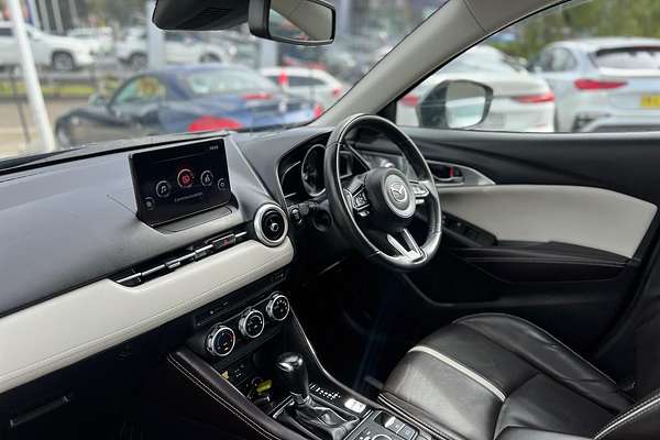 2022 Mazda CX-3 Akari LE DK