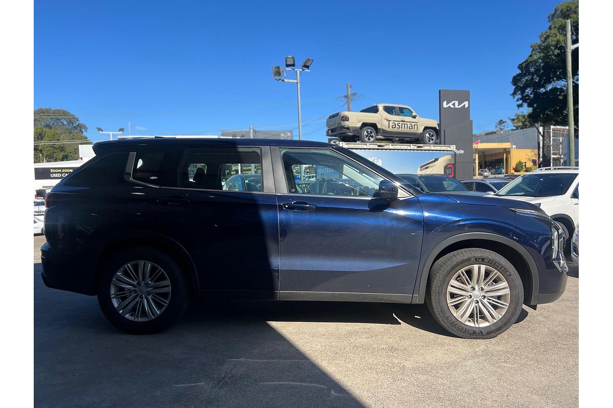 2021 Mitsubishi Outlander ES ZM