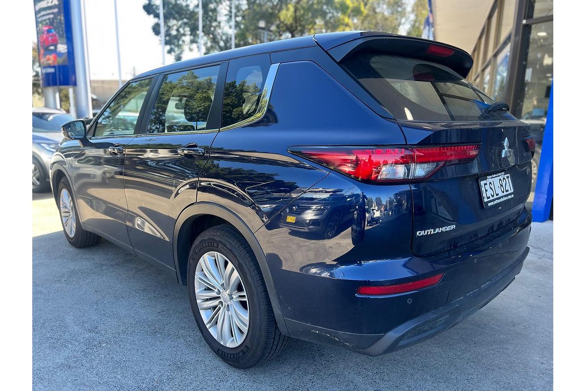 2021 Mitsubishi Outlander ES ZM