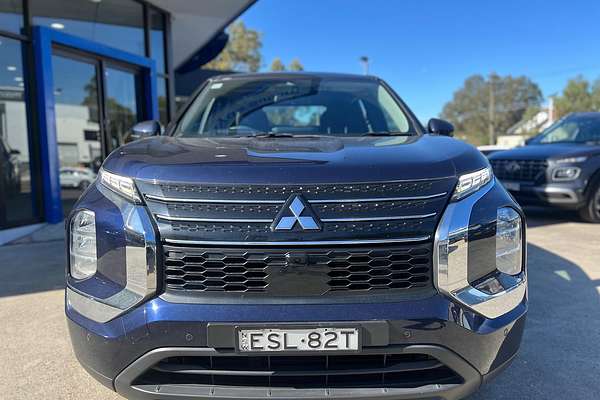 2021 Mitsubishi Outlander ES ZM