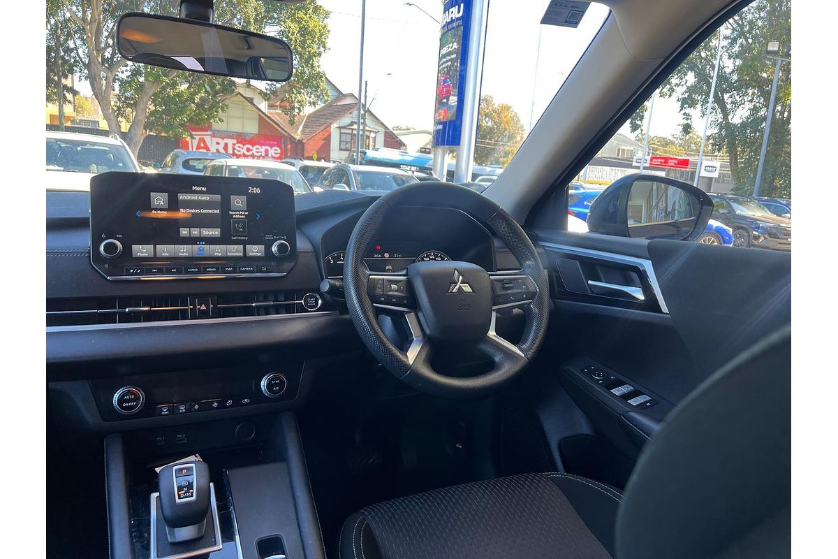 2021 Mitsubishi Outlander ES ZM