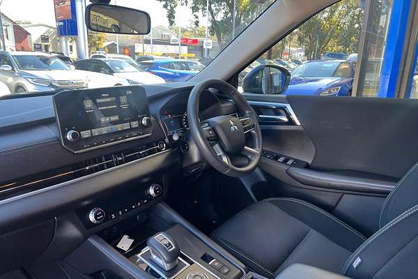 2021 Mitsubishi Outlander ES ZM
