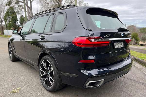 2021 BMW X7 xDrive30d M Sport Dark Shadow Edition G07