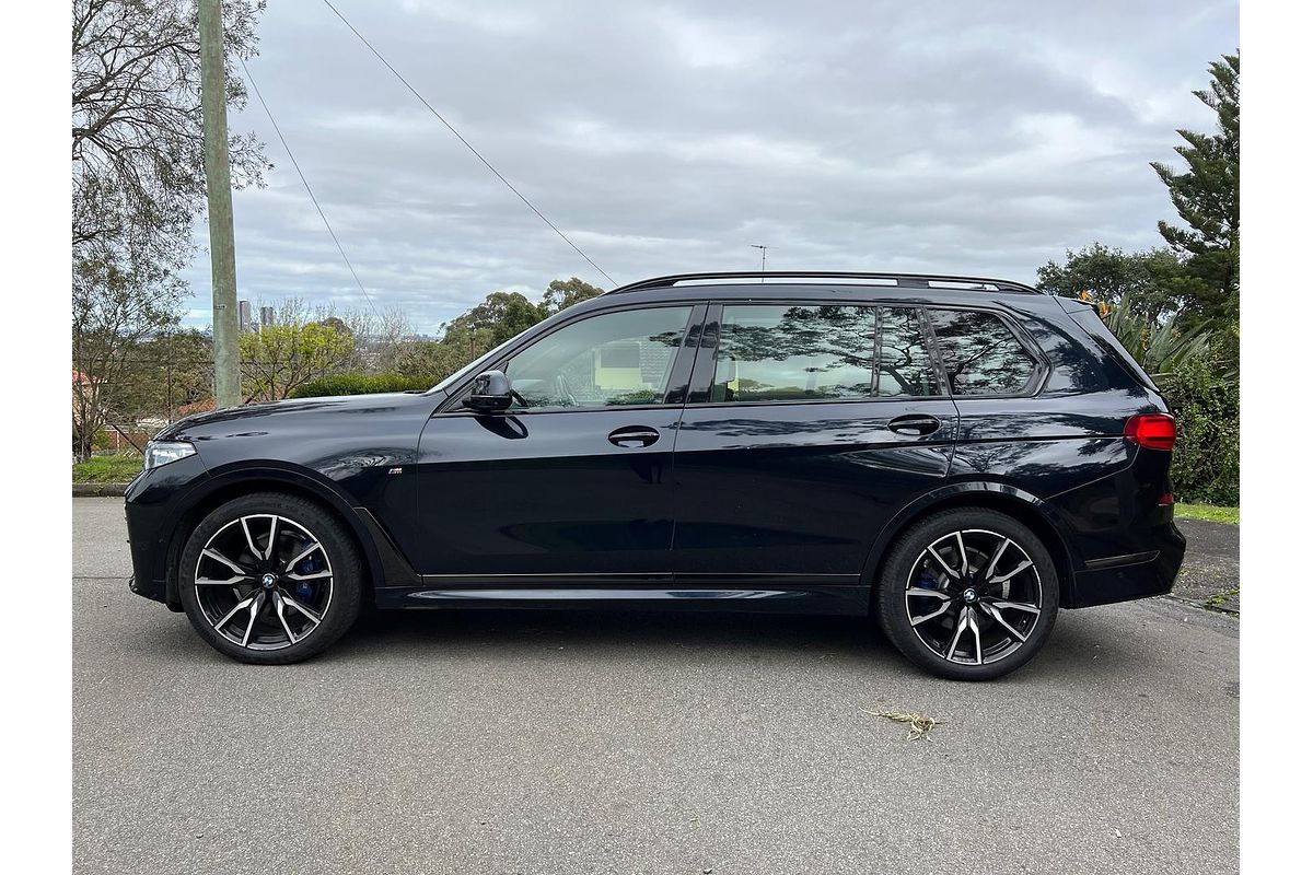 2021 BMW X7 xDrive30d M Sport Dark Shadow Edition G07