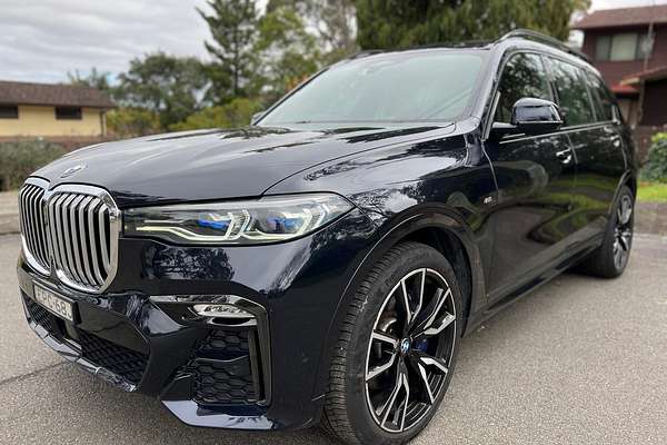 2021 BMW X7 xDrive30d M Sport Dark Shadow Edition G07